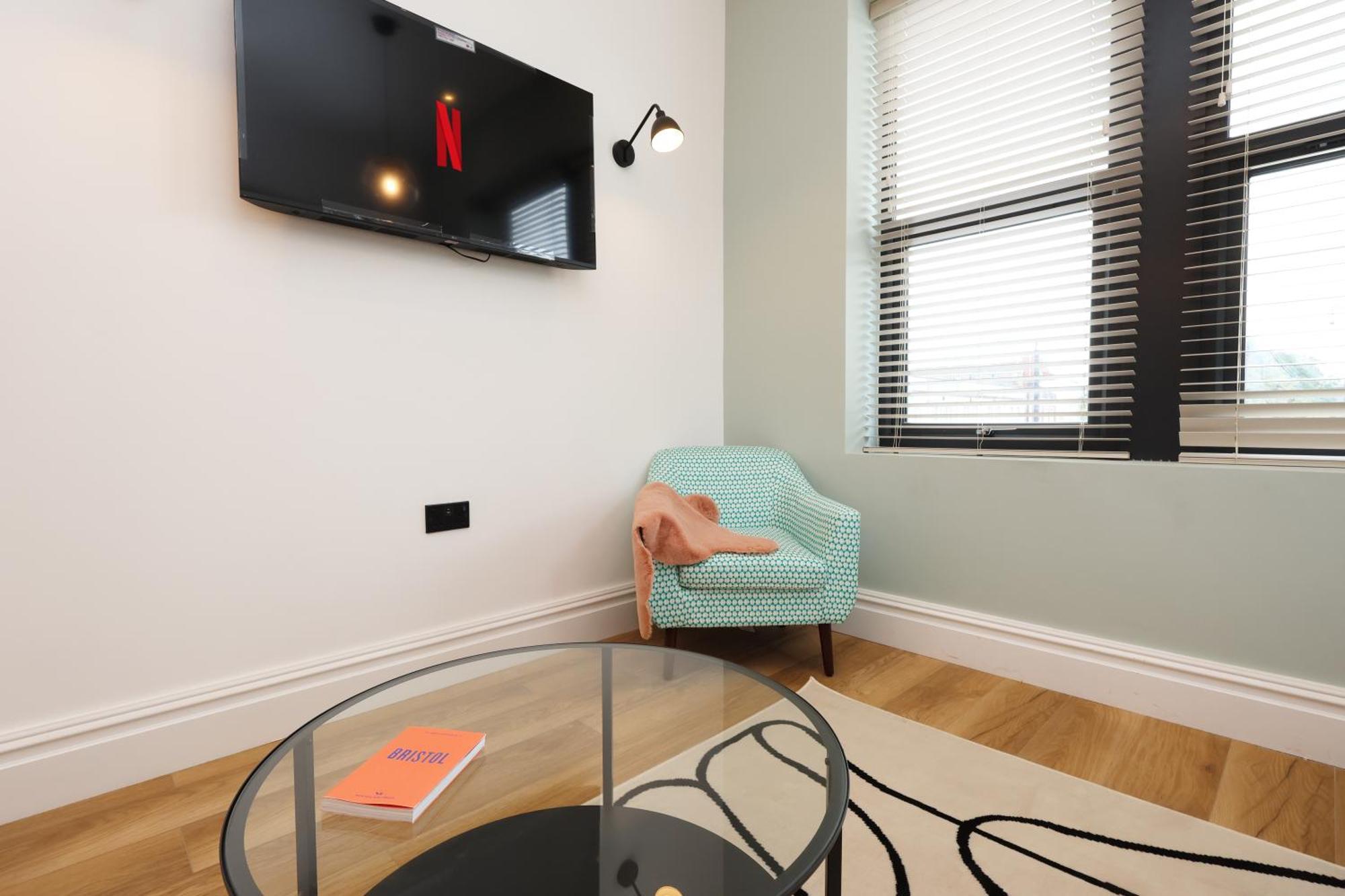 Apartament No 6 Grosvenor - 10min Walk From Cabot Circus