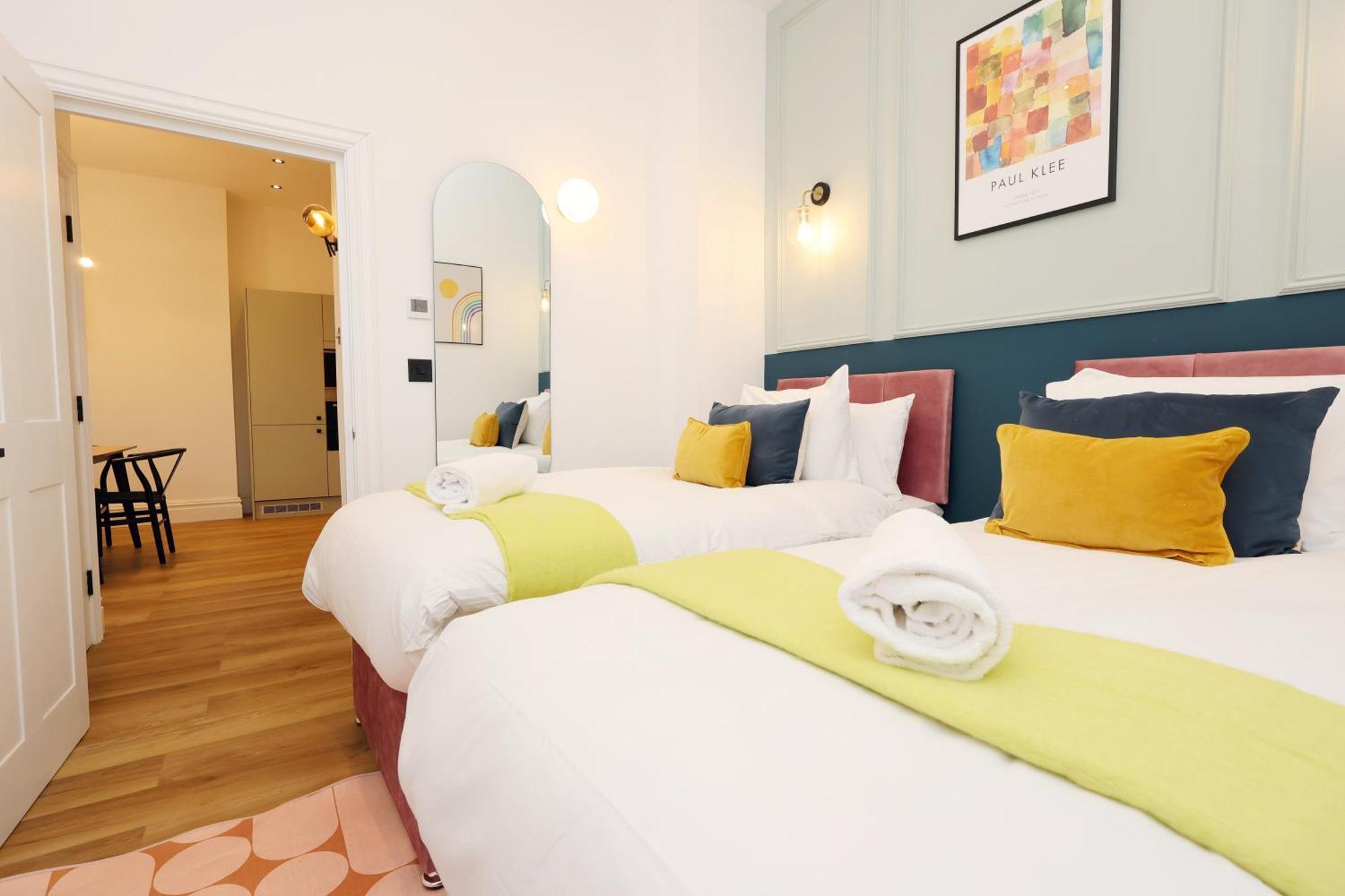 Apartament No 6 Grosvenor - 10min Walk From Cabot Circus *