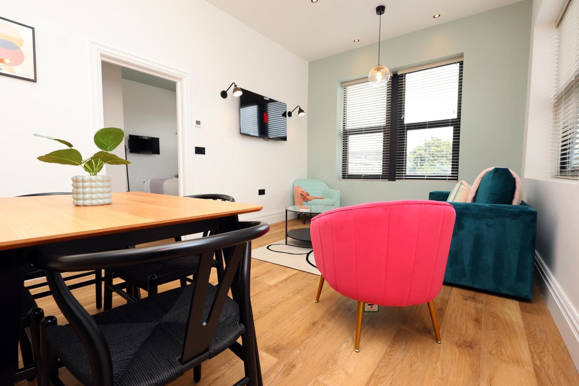 Apartament No 6 Grosvenor - 10min Walk From Cabot Circus *